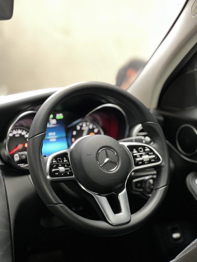 Benz C300e Avantgarde 8