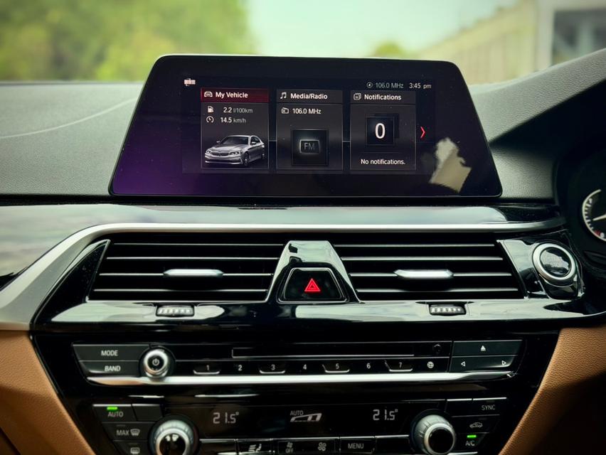 Bmw 530e Elite ปี 2020 วิ่ง 5x,xxx km  Bsi : 28/7/2026 (120,000 km)  Warranty: 28/7/2025 (200,000 km)  16