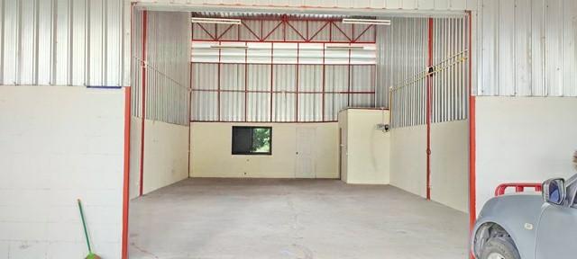 โรบินสัน ศรีสมาน ภายใน 1 กม. 200 ตร.ม. ลึก 25 ม. โกดังให้เช่า 1 ห้องน้ำ ใกล้ทางด่วนศรีสมาน และ ถนนกว้าง 10 ม. เหลือ 2 ยู รูปย่อยที่ 4