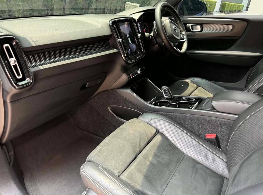 Volvo XC40 T5 R-Design ปี 2019 Top option รูปที่ 12