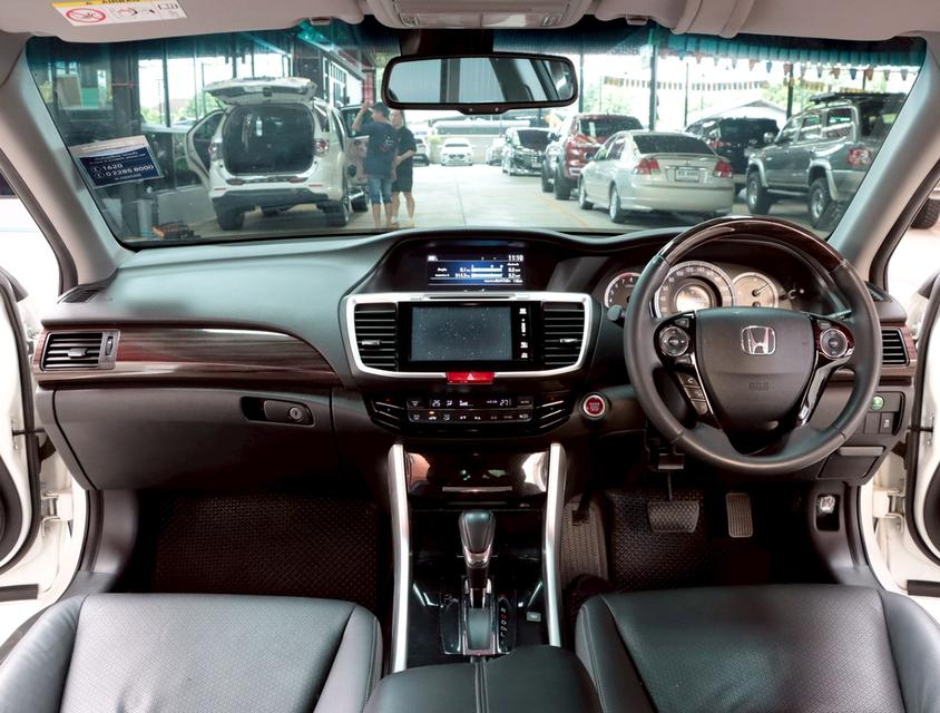 HONDA ACCORD 2.0 EL i-VTEC ปี 2016 6
