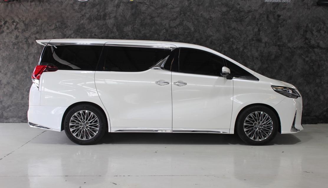 รหัสรถ JRS8573 TOYOTA Alphard 2.5 SC น้ำมันล้วน กับชุดแต่ง Lexus LM 300 ปี 2016 7