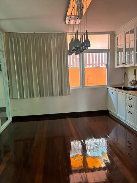 P605 ให้เช่าบ้านเดี่ยว 2 ชั้น ซอยลาดพร้าว 69 หน้าปากซอยมีรถไฟฟ้าสายสีเหลืองสถานีลาดพร้าว 71 เดินทางสะดวก 5