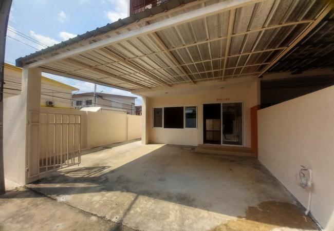 ขายทาวน์เฮ้าส์ หมู่บ้านรัชธานี 10 ซอยคู้บอน 27 ถนนรามอินทรา บางเขน กรุงเทพมหานคร 3