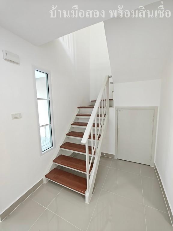 หมู่บ้านเดอะคัลเลอร์ คลอง4 11