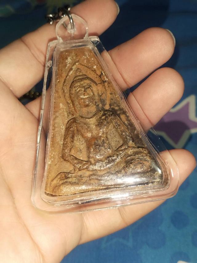พระร่วงนั่ง กรุเขาแม่ย่า สุโขทัย