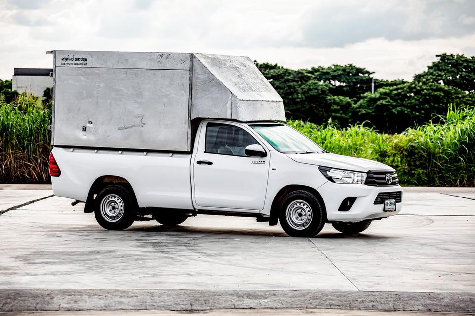 Toyota Revo 2.4J Plus Standard Cab สีขาว เกียร์ธรรมดา ปี 2018