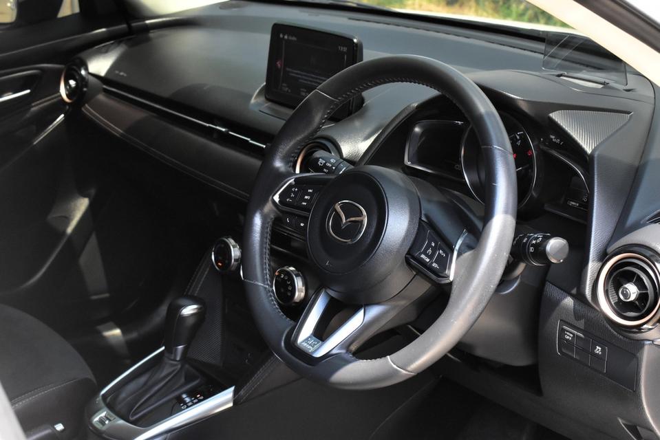 รหัสรถ PB1377 MAZDA 2 1.3 HIGH CONNECT AUTO 2019 เบนซิน 16