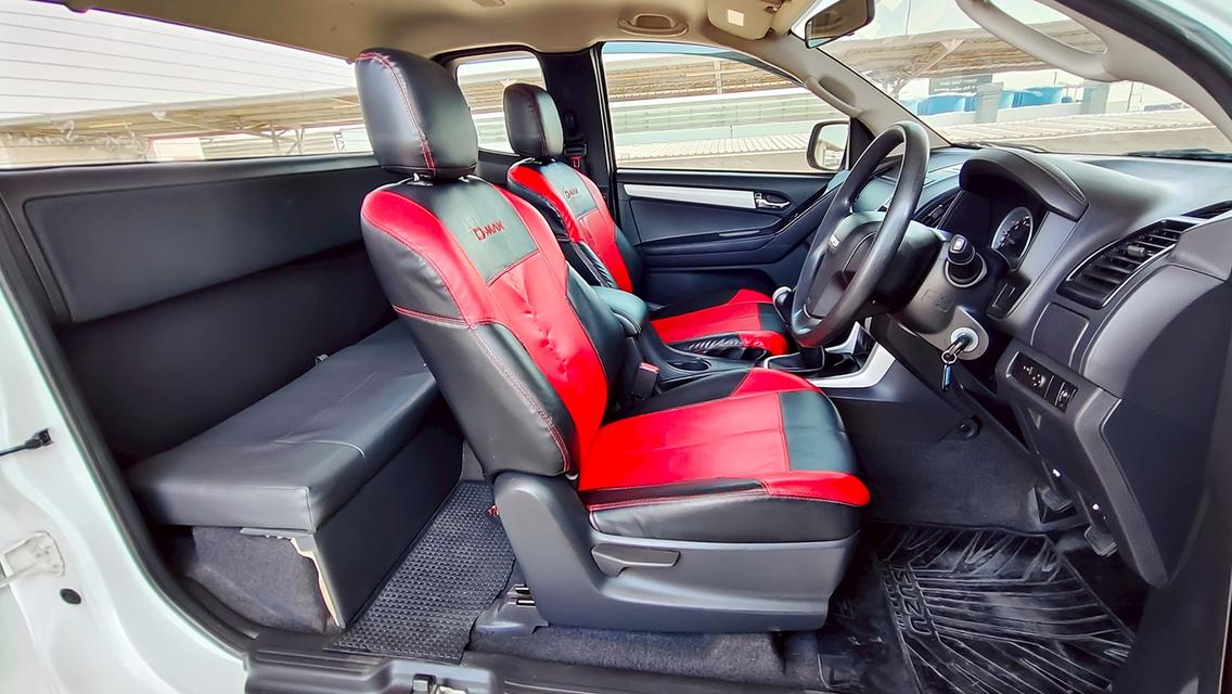 Isuzu D Max space cab ปี 2017 รูปที่ 9