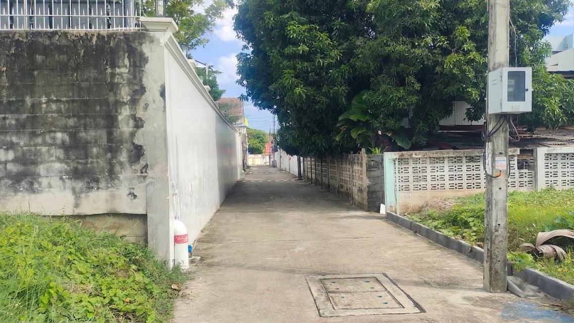ขาย ที่ดินตลิ่งชัน ใกล้ ถ.บรมราชชนนี (200ตร.ว.) ซอย ฉิมพลี8 ต.ฉิมพลี อ.ตลิ่งชัน จ.กรุงเทพฯ 15,000,000 บาท 9