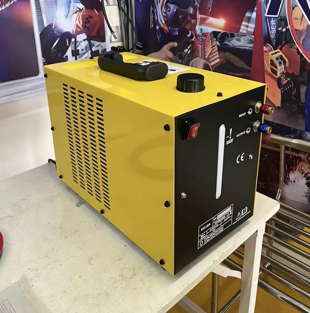 ปั้มน้ำหล่อเย็น สำหรับงานเชื่อม WRS-300A 220V