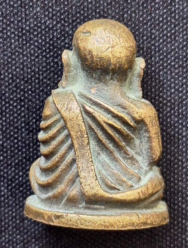 รูปหล่อหลวงพ่อเงิน ปี2536 รูปที่ 2