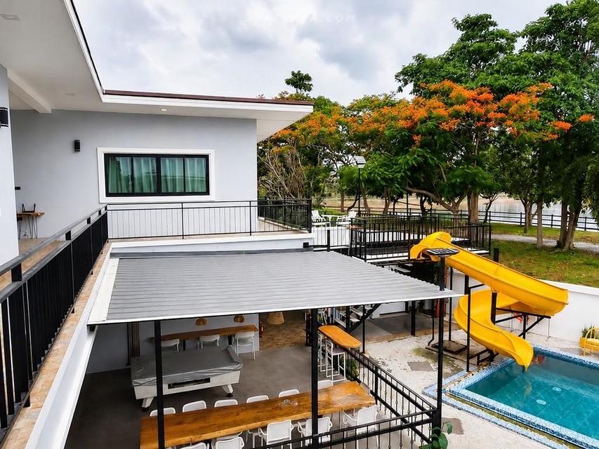 For Sale — Luxury Pool Villa with Tenant at Khao Makok 14, Huai Yai PattayaGreat investment opportunity. Luxury corner pool villa for sale 12