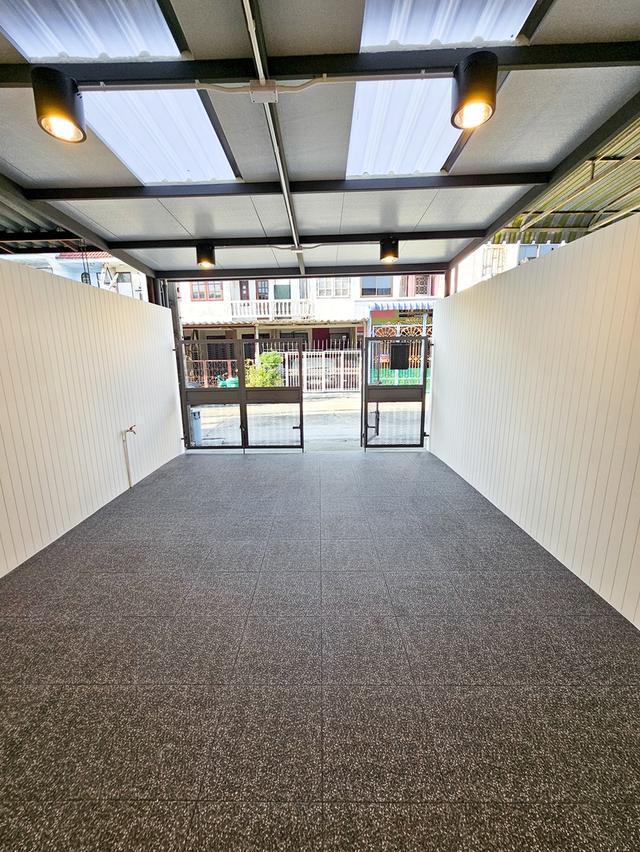 ขาย ทาวโฮมพร้อมอยู่ หมู่บ้าน .อยู่เจริญ ดอนเมือง ติดถนนวิภาวดีรังสิต 37 2