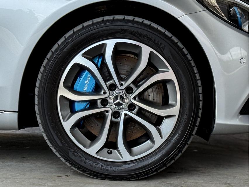 รหัสรถ WRT3214 2017 BENZ C-CLASS, C350e AVANTGARDE  17