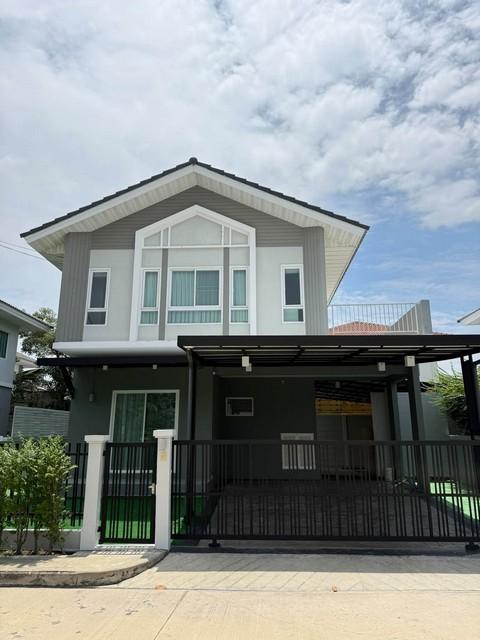 ขายบ้านเดี่ยว โครงการ Perfect place เพอร์เฟค เพลส สุขุมวิท 77 เฟส 8 ซอยลาดกระบัง 20/3 ติดโรบินสันลาดกระบัง เดินทางสะดวก พร้อมเข้าอยู่ 1