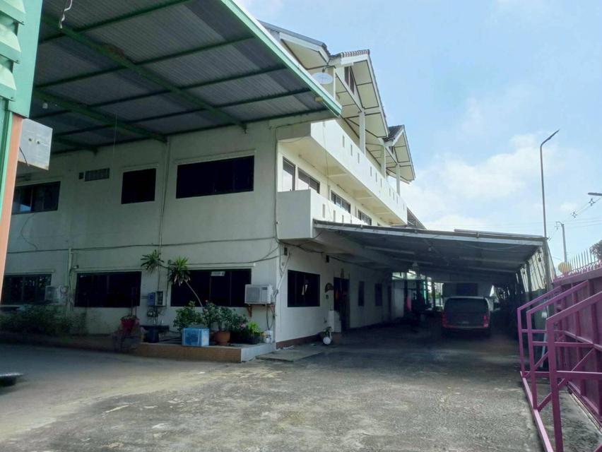 บ้านพร้อมโรงงาน พื้นที่ 2 ไร่ ย้านคลอง10 ลำลูกกา 9
