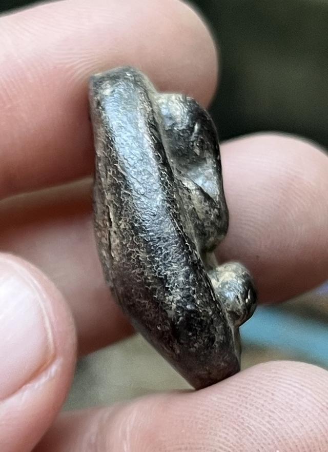 พระปิดตาหลวงปู่ไข่ ลงรัก 3