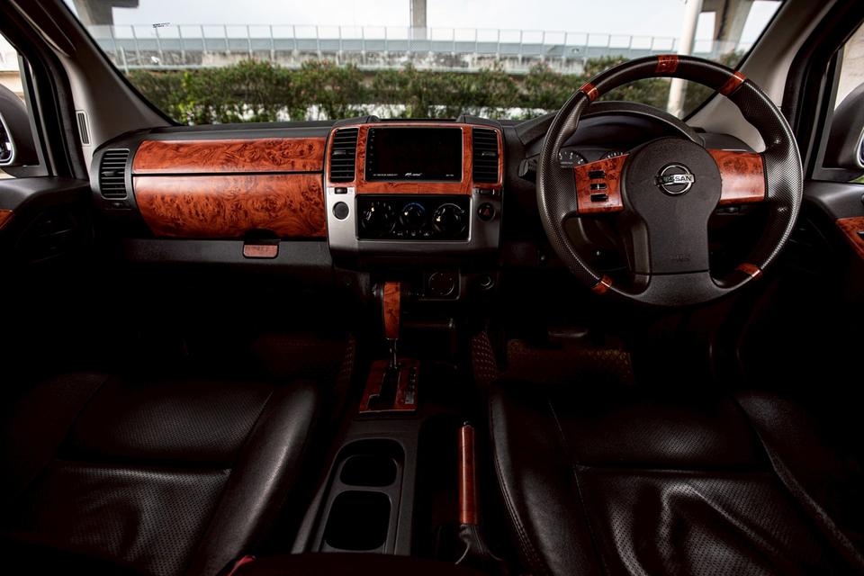 Nissan Navara Double 2.5di LE เกียร์ออโต้ ปี 2012 สีดำ  13