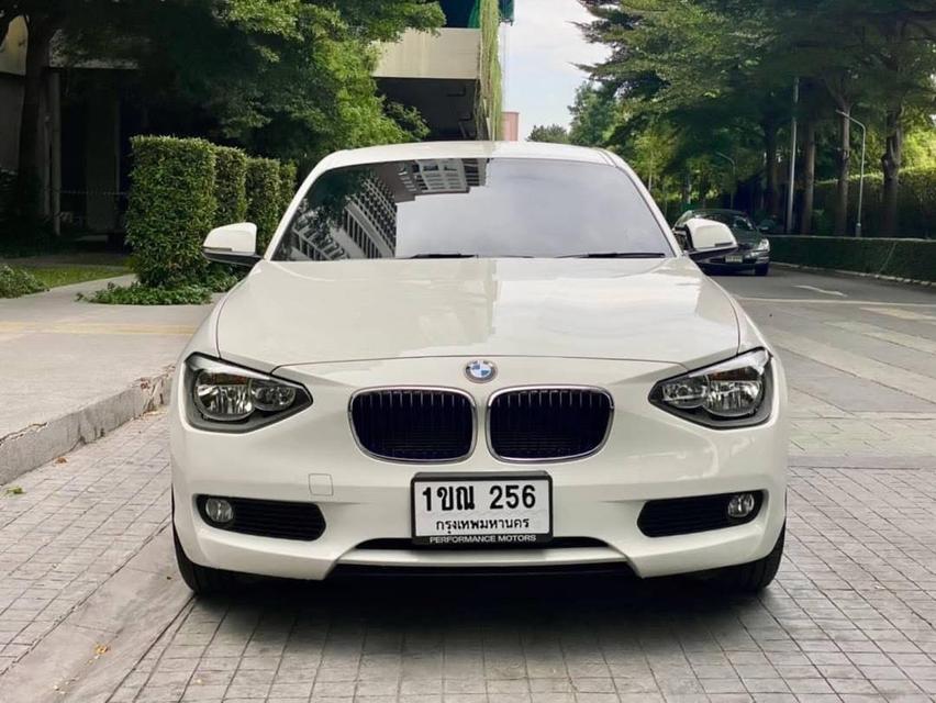 ขายรถ BMW Series 1  2