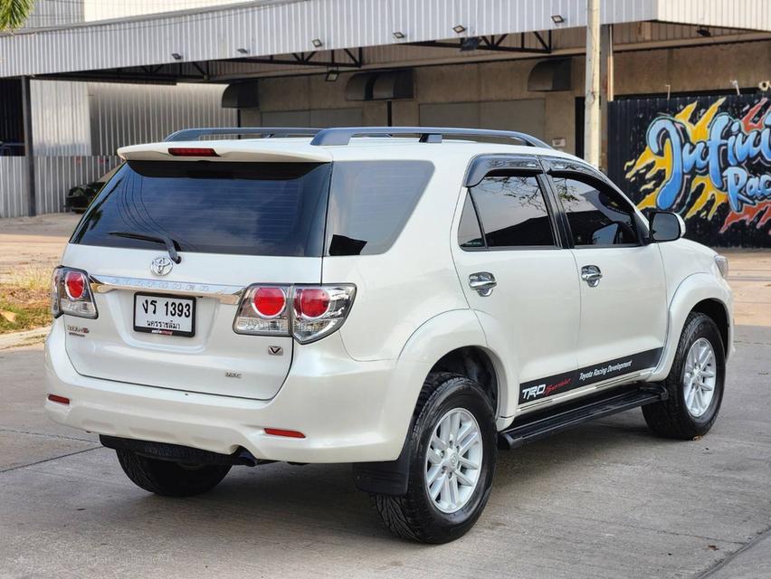 ขาย Toyota Fortuner 3.0V ปี12 4