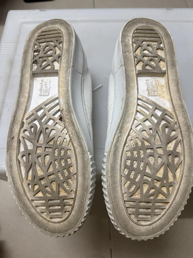 รองเท้าผ้าใบยี่ห้อ Onitsuka Tiger รูปที่ 3