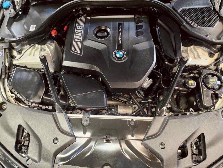Bmw 530i Limousine ปี 2017 รูปที่ 15
