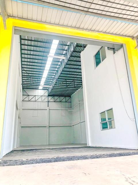 ตลาดสดลีลา 3.9 กม. รร. วัดบ้านไร่ 2.2 กม.ให้เช่าโรงงาน 2 ชั้น 324 ตร.ม.81 ตร;ว. อัสสัมชัญแคมปัส พระราม 2 1.9 กม.พันท้ายน 2
