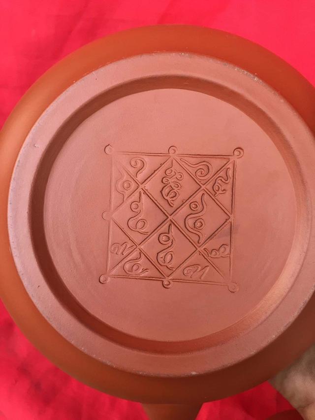 ปั้นชาจีนเก่า กาชงชาอี๋ซิง จื่อชา ใบใหญ่ กาน้ำชาจีนโบราณ Yixing Teapot