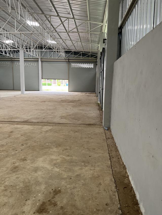 โกดังร้านค้า  6