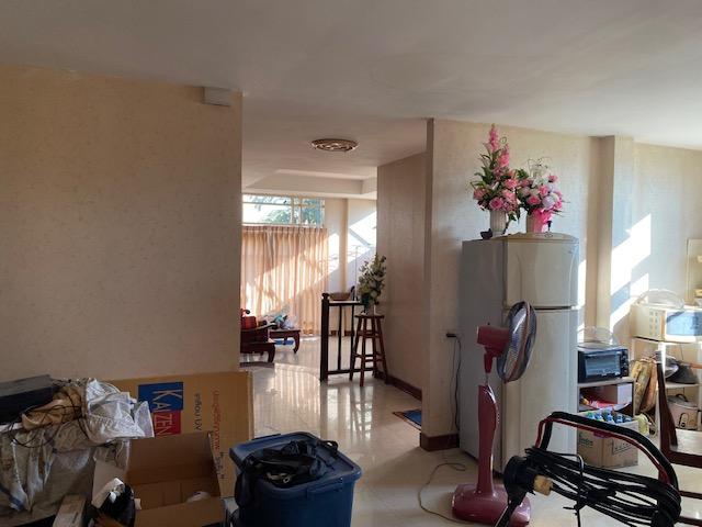 ให้เช่าบ้านเดี่ยว หมู่บ้านเลคการ์เดนส์ทาวน์ 7