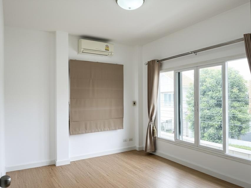 ขาย/เช่า ติดบูโรก็ซื้อได้ บ้านเดี่ยว 7.98 ลบ. บ้านเดี่ยว 2 ชั้น 4 นอน 3 น้ำ (ห้องนอน 4 ชั้นล่าง ปรับเป็นห้องทำงานได้) ม.เพอร์เฟคเพลส-ราชพฤกษ์ 56 ตรว. 9