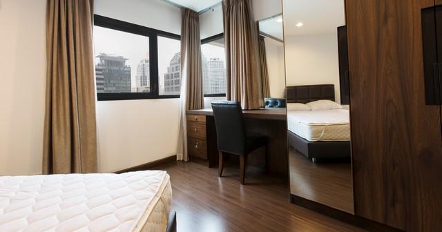 Sathon Gardens Condo near BTS Saladaeng and MRT Lumpini 6