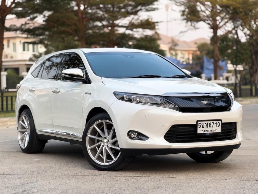 รหัส AVA8719 💚  Toyota Harrier 2.5 Hybrid E-Four ปี 2015 Top 3