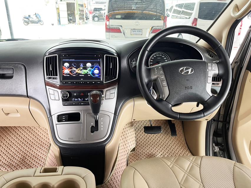 Hyundai Grand Starex 2.5 Premium (ปี 2017) Wagon AT รถสวย สภาพดี ราคาถูก ไมล์น้อย ฟรีดาวน์ 4