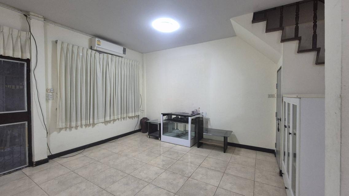 บ้านเช่ารามอินทรา 40 ใกล้รถไฟฟ้า 3