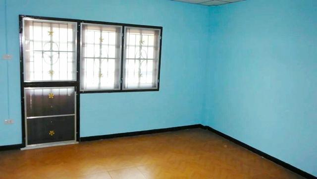 ให้เช่าทาวน์เฮ้าส์ 2 ชั้น 18 ตร.วา. 145 ตร.ม. รร.แก้วอินทร์สุธาอุทิศ 600 ม.3 นอน 2 น้ำ MRT ตลาดบางใหญ่ 1.3 กม. 4