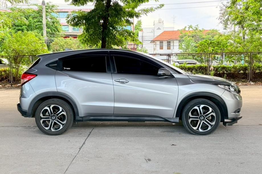 2018 Honda HRV 1.8 E AT āļĢāļđāļāļĒāđāļāļĒāļāļĩāđ 4