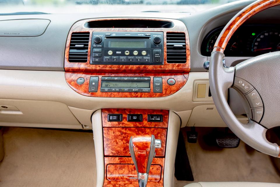 Toyota Camry 2.4Q สีเทา ปี 2004 สวยเดิม ออฟชั่นเต็ม 15