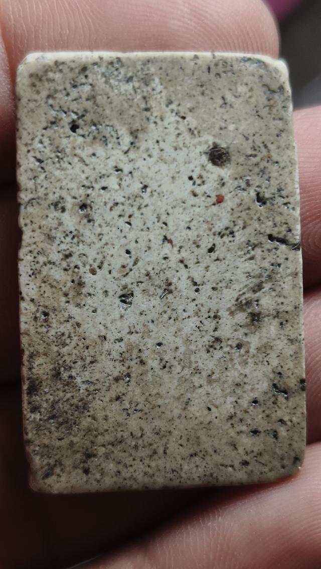 พระสมเด็จพิมพ์ใหญ่เนื้อแกร่งสวยงาม 2