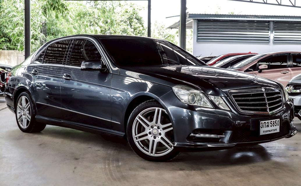 BENZ E200 CGI 1.8 W212