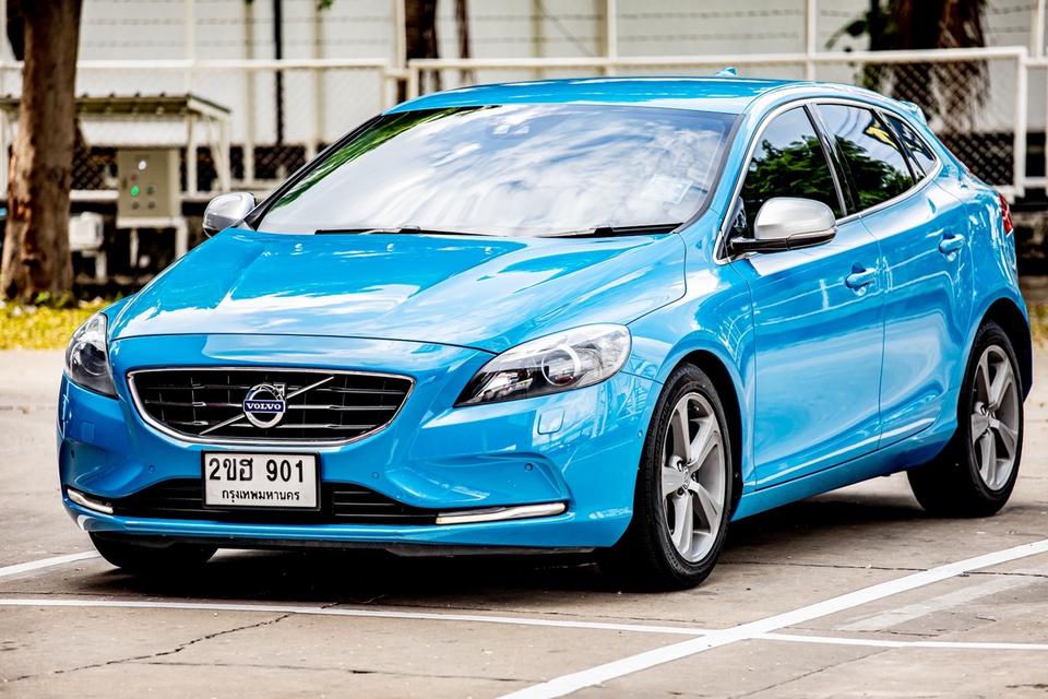 รหัส GT901 Volvo V40 T5 S 2.0 AT ปี 2015  2