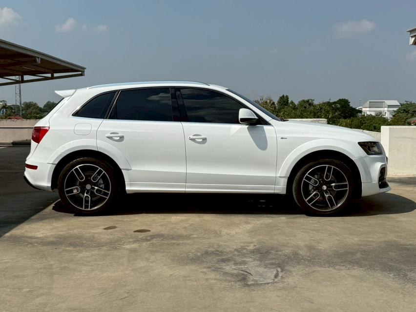 AUDI Q5 2.0L Turbo TFSi Quattro พร้อมชุดแต่ง "Caratere" รอบคัน 7AT Tronic S-Line (AWD) 5