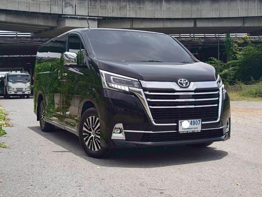 รหัสรถ PAT4907 Toyota Majesty 2.8 Grande ปี 2020 สีดำ 