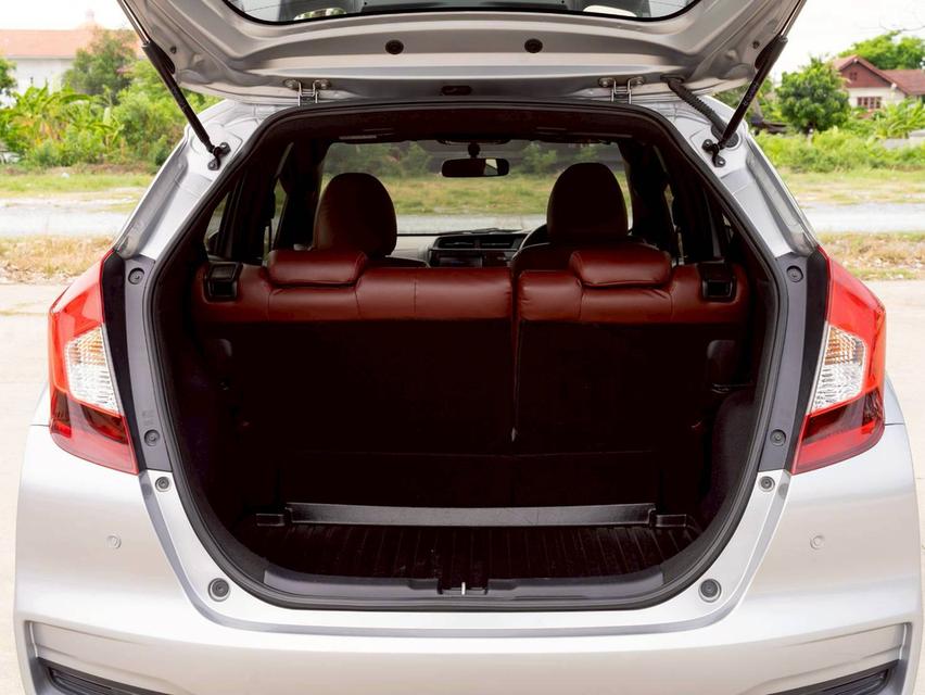 ขาย Honda Jazz 1.5RS ปี19 16
