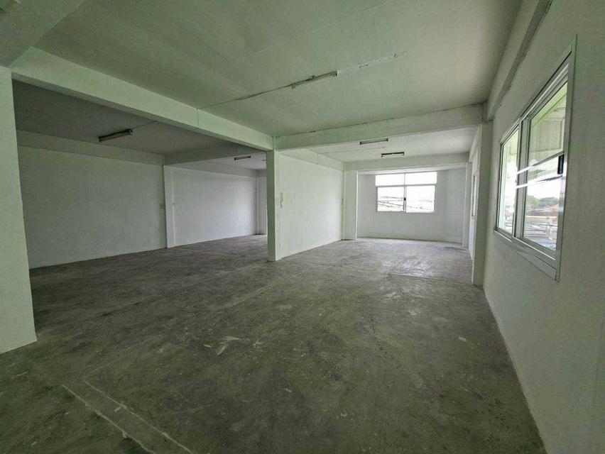 ให้เช่าอาคาร 2 ห้อง 3 ชั้นครึ่ง + ดาดฟ้า ทำเลทอง ลาดพร้าว 71 (ตรงข้ามตลาดนัด ใกล้ป้ายรถเมล์) (N.1723) 13