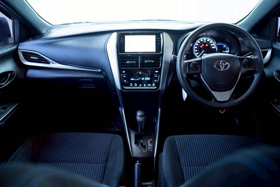 TOYOTA YARIS 1.2 MID ปี 2020 โฉม ปี19-ปัจจุบัน 13