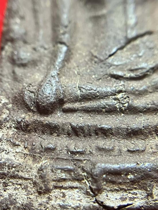 พระพุทธชินราช เนื้อผงว่าน