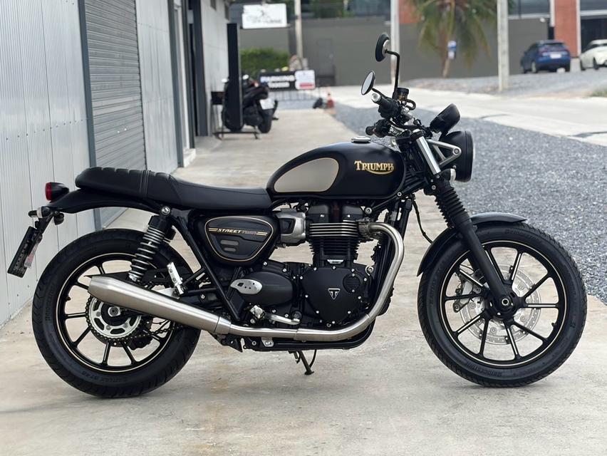 Triumph Street Twin900 Gold line Edition ปี 2021