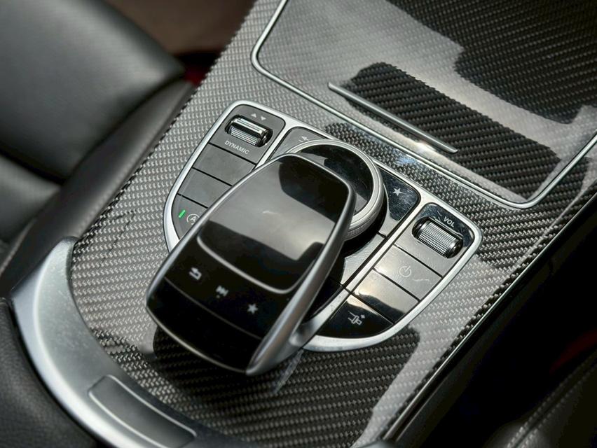 Benz C250 Coupe’ AMG Dynamic ปี 2018. สีขาว  รถสวย เดิมๆ เจ้าของดูแลอย่างดี 8